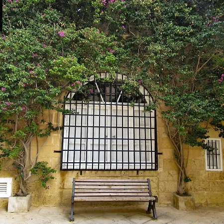 Palazzo 16th Century Mdina, Opposite St Paul's Cathedral By 360 Estates Apartment Mdina