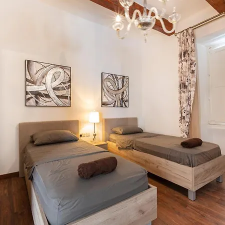 Apartment Palazzo 16th Century Mdina, Opposite St Paul's Cathedral By 360 Estates Mdina