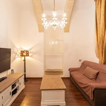 Palazzo 16th Century Mdina, Opposite St Paul's Cathedral By 360 Estates Apartment Mdina