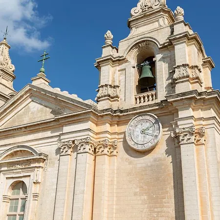 Palazzo 16th Century Mdina, Opposite St Paul's Cathedral By 360 Estates *