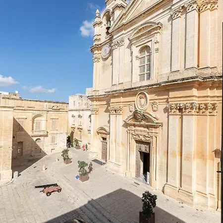 Palazzo 16th Century Mdina, Opposite St Paul's Cathedral By 360 Estates * Mdina