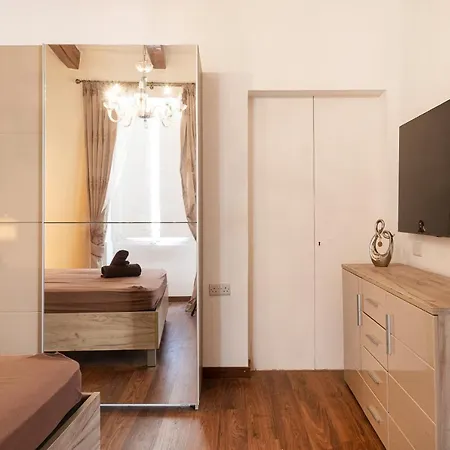 Apartment Palazzo 16th Century Mdina, Opposite St Paul's Cathedral By 360 Estates