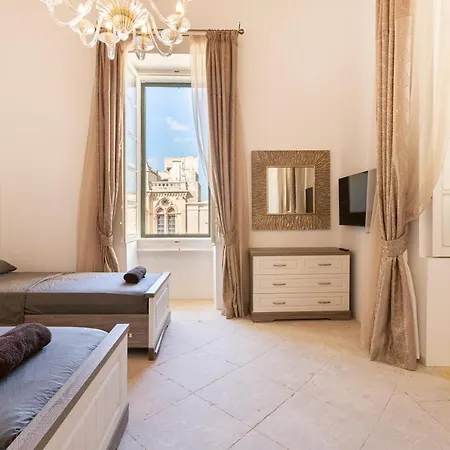 Apartment Palazzo 16th Century Mdina, Opposite St Paul's Cathedral By 360 Estates