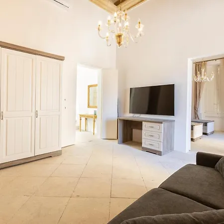 Palazzo 16th Century Mdina, Opposite St Paul's Cathedral By 360 Estates Apartment Mdina