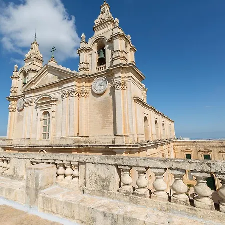 Palazzo 16th Century Mdina, Opposite St Paul's Cathedral By 360 Estates